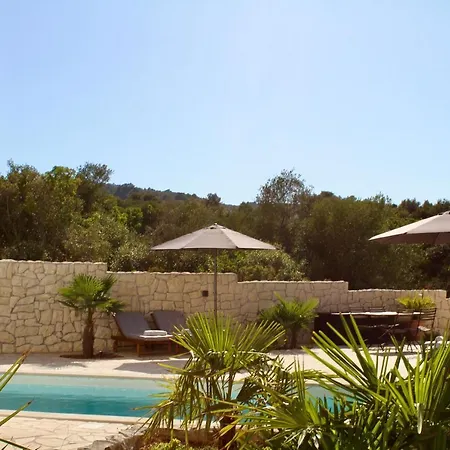 Bora - Am Villa Slatine