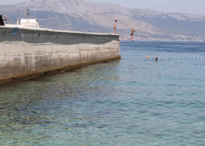 Bora - Am Villa
